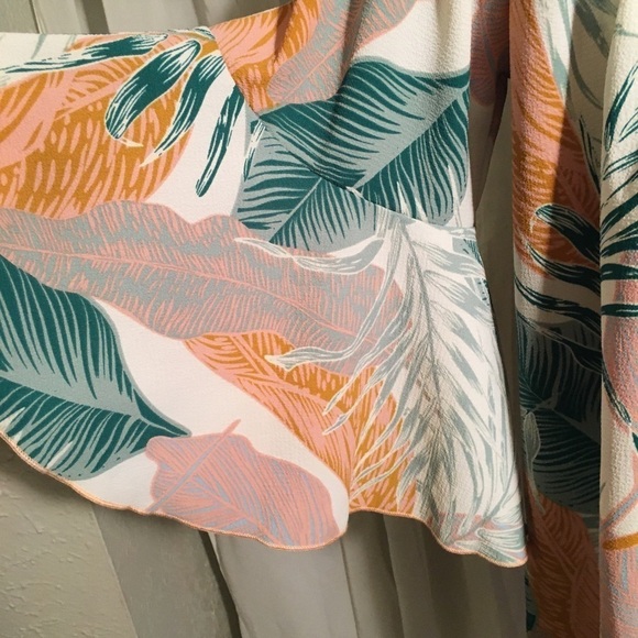 ADORA ruffle tie waist blouse - Picture 2 of 10